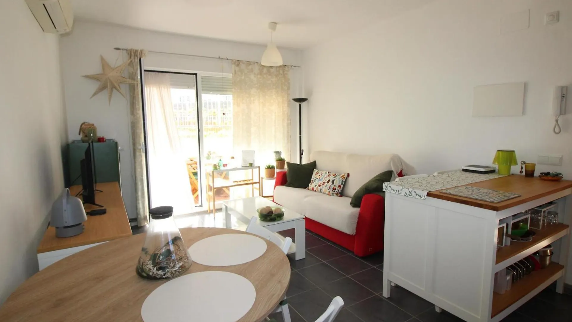 Apartment Apartamento Moderno, Cerca De Playa Les Tonyines, Piscina Comunitaria, Terraza Y Wifi - Es-228-141 Llanca