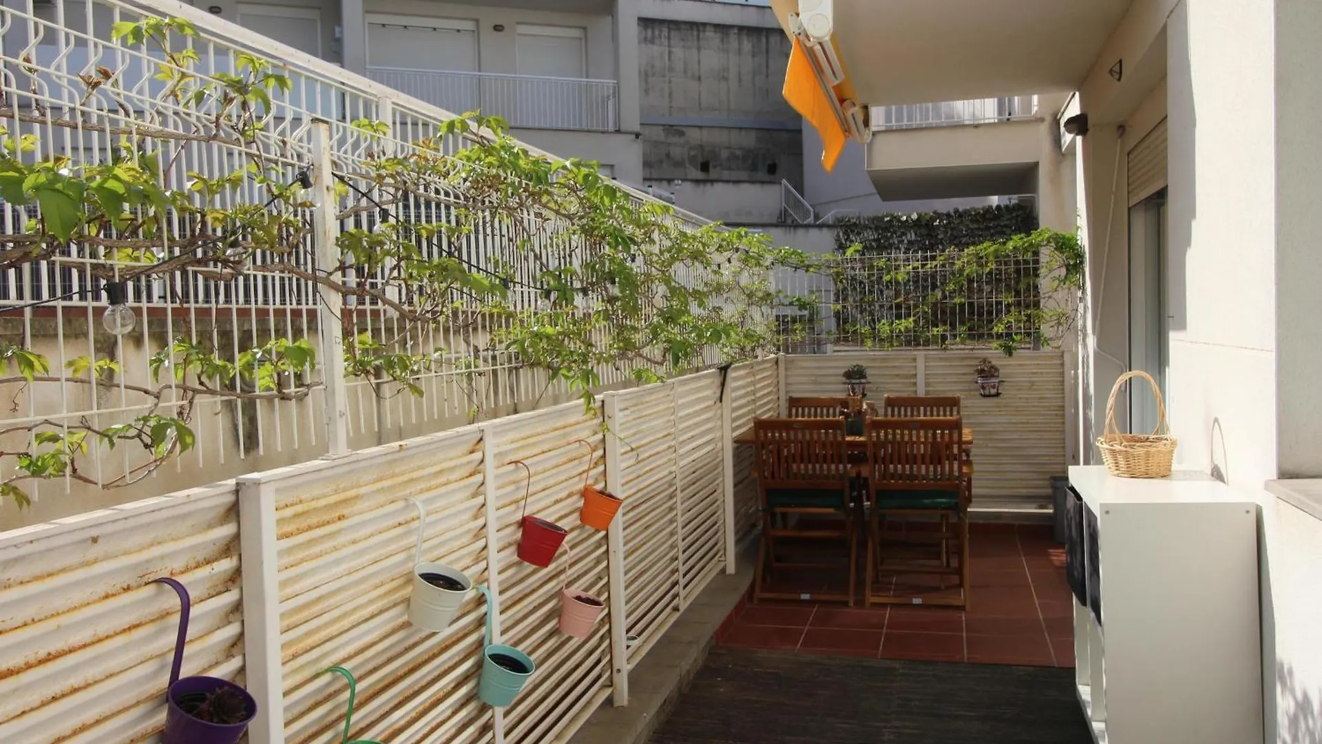 Apartamento Moderno, Cerca De Playa Les Tonyines, Piscina Comunitaria, Terraza Y Wifi - Es-228-141 Llança 0*,  Spanien